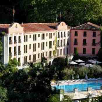 villa avec piscine à louer